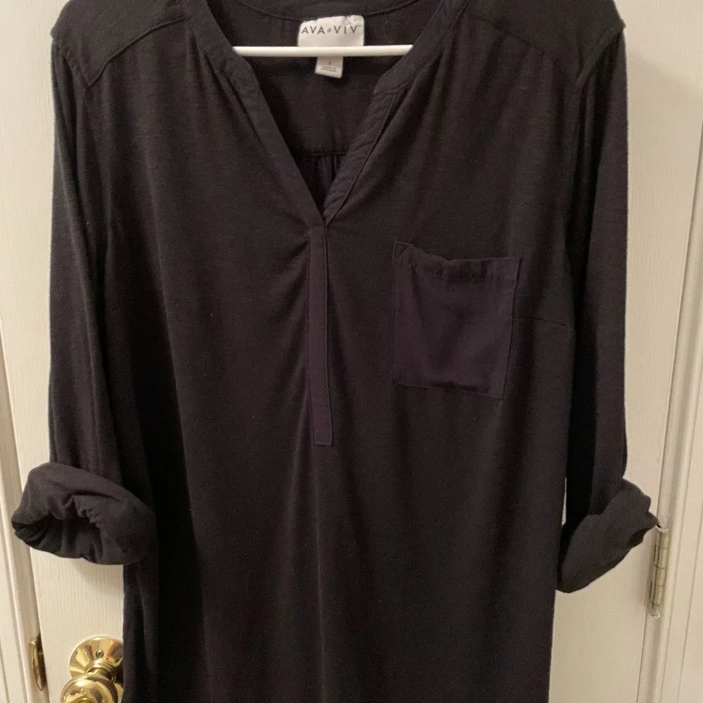 Ava & Viv Black Knit V-Neck Tunic Top with Long Sleeves | Women's Size 0X - Picture 2 of 4
